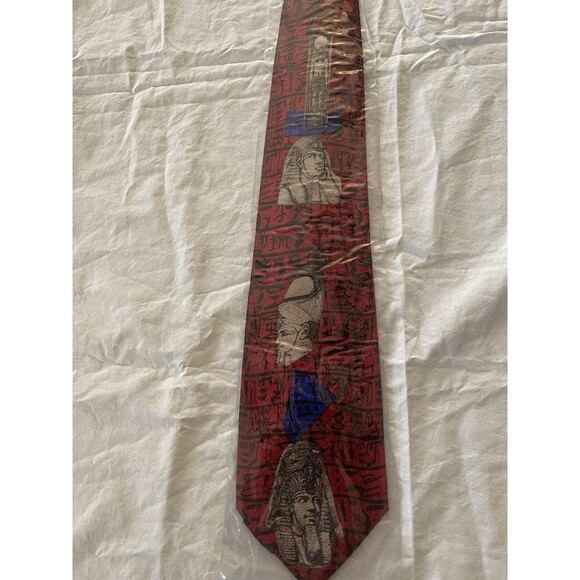New Vintage Dead Stock 1980’s Claude Montana Burgundy Egyptian  100% Silk Tie - Picture 2 of 3